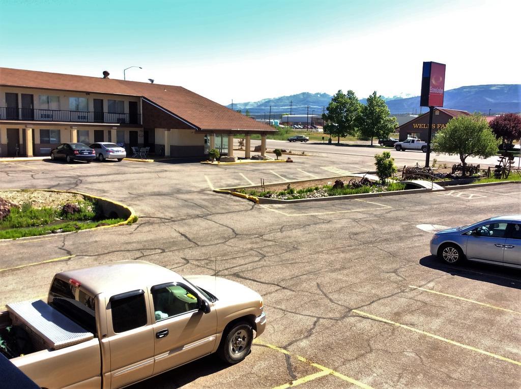 Econo Lodge Бивер Экстерьер фото